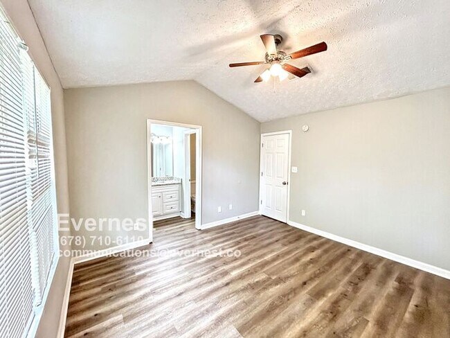 Building Photo - 3-Bedroom, 2-Bath Home with Serene Natural...