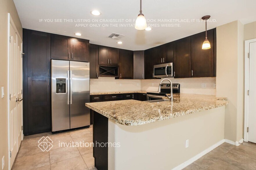 Building Photo - 5816 E Harmony Ave