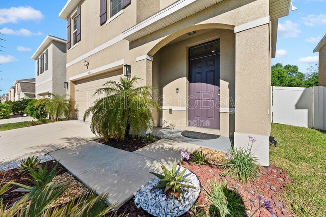 Building Photo - 105 Lacewing Pl