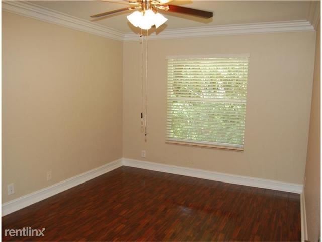 Building Photo - 16081 Poppyseed Cir