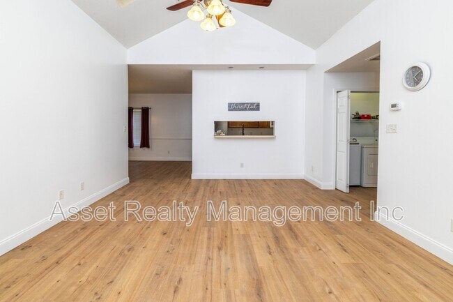 Building Photo - 7037 Wakan Ln