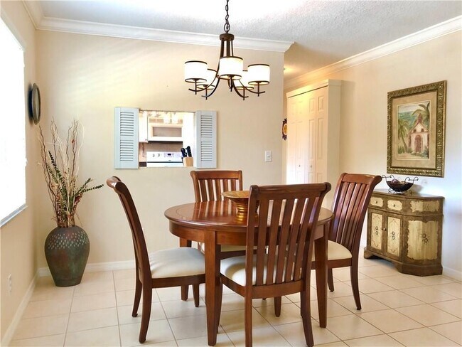 Building Photo - 2/2 Annual in 55+ Community Available May