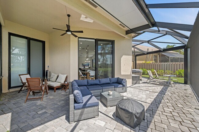 Building Photo - 4413 Barclay Fair Way