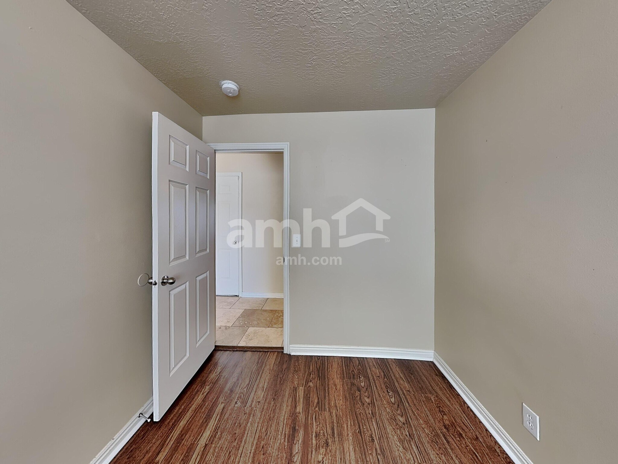 Building Photo - 373 W 2200 N