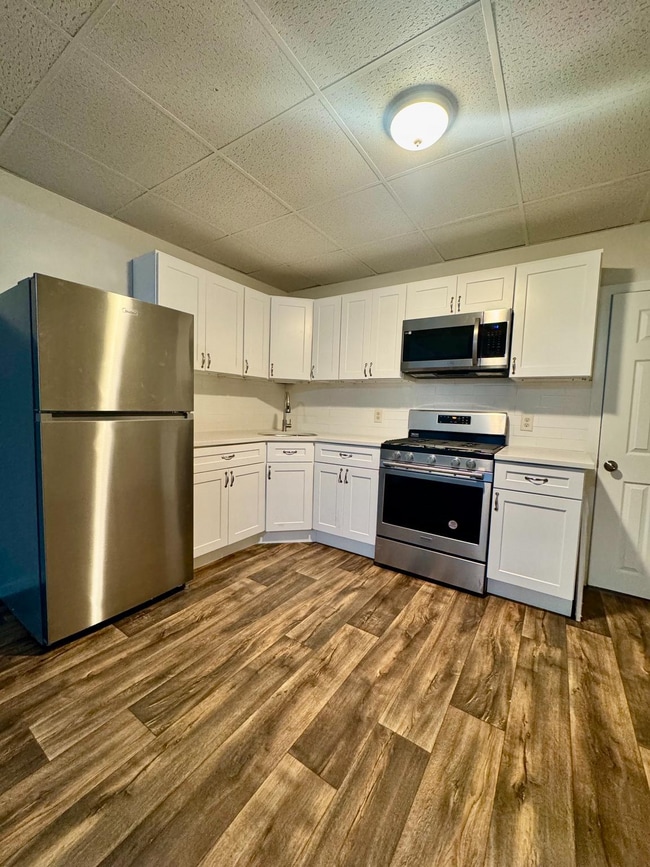 Building Photo - 3573 Jasper St