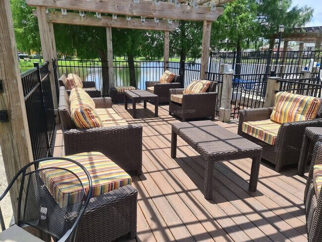 Building Photo - 140 Madiera Beach Blvd