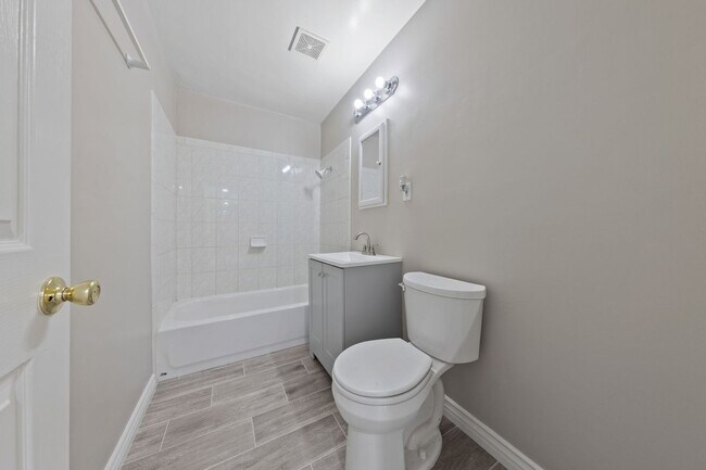 Building Photo - Rare 4-Bedroom Single-Story Home in Henderson