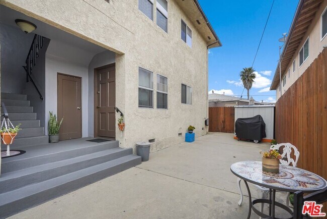 Building Photo - 11810 Felton Ave