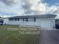 Building Photo - 121 Custer Rd