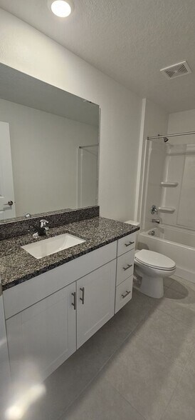 Building Photo - 4384 Fabulous Finch Ln