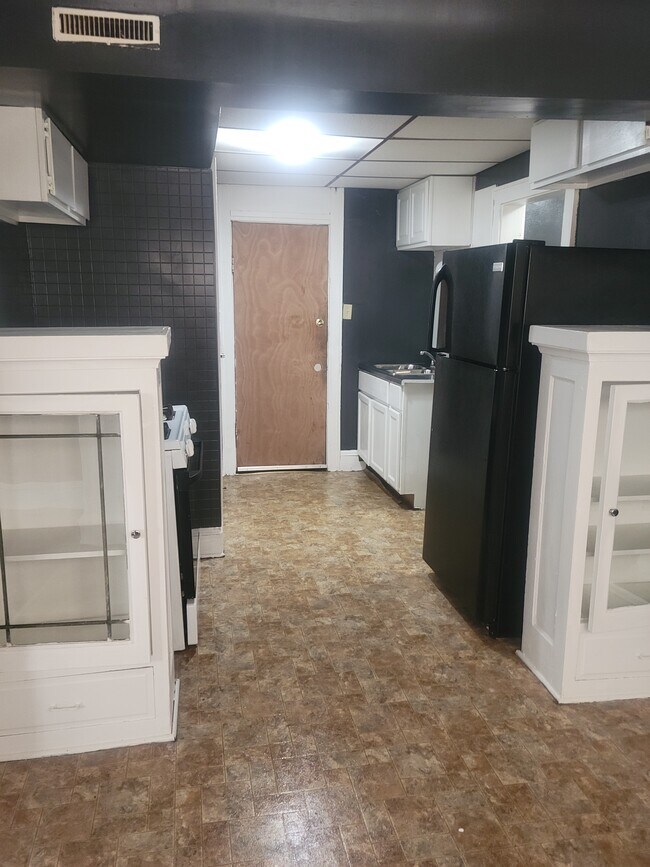 1720 W Atkinson Ave 1720 W Atkinson Ave Milwaukee WI 53206