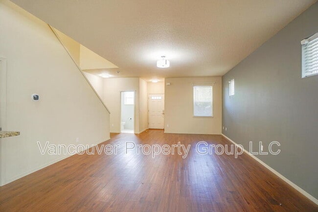 Building Photo - 2645 NE 87th Ave