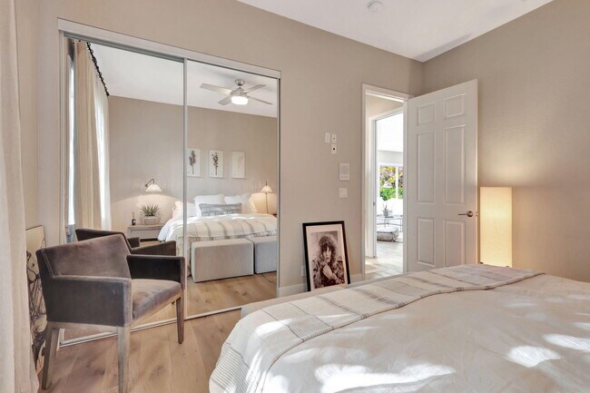 Building Photo - 11615 Paradise Cove Ln