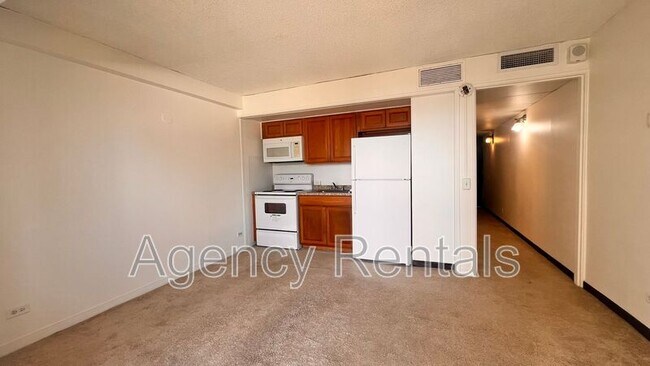 Building Photo - 2440 Kuhio Ave.