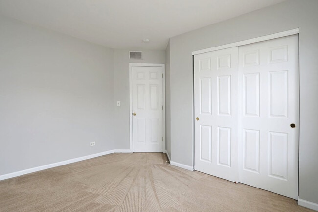Building Photo - 753 Thornbury Ct