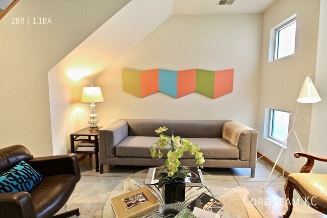 Building Photo - 4112 Walnut St