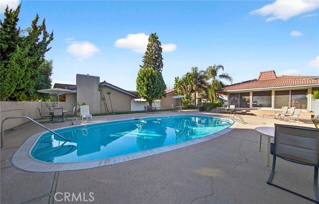 Building Photo - 1263 Paseo Dorado