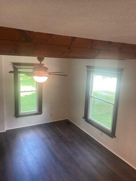 living room - 9816 Bateman Avenue