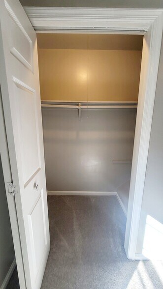 Building Photo - 2742 Goolsby Ave