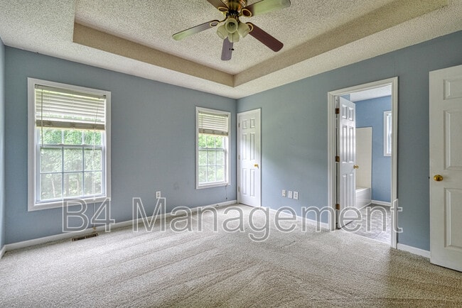 Building Photo - 208 Cotton Creek Dr