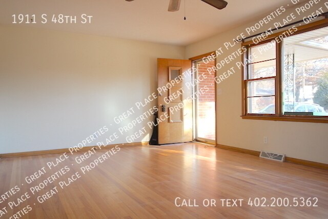 Building Photo - 1911 S 48th St