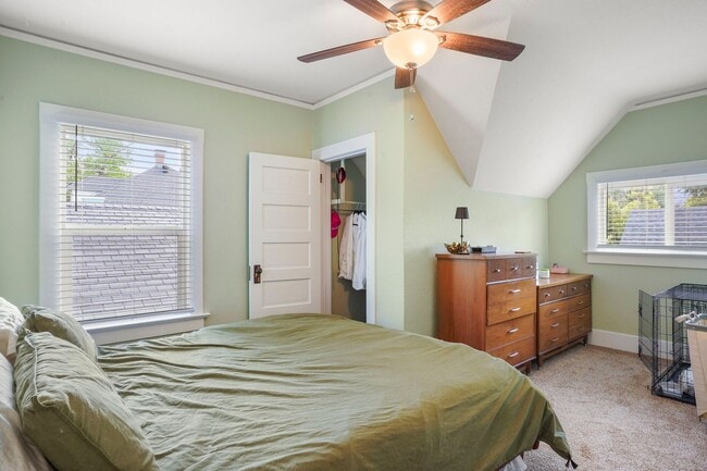 Building Photo - Charming Home Near Colorado College – Walk to Downtown & Trails!