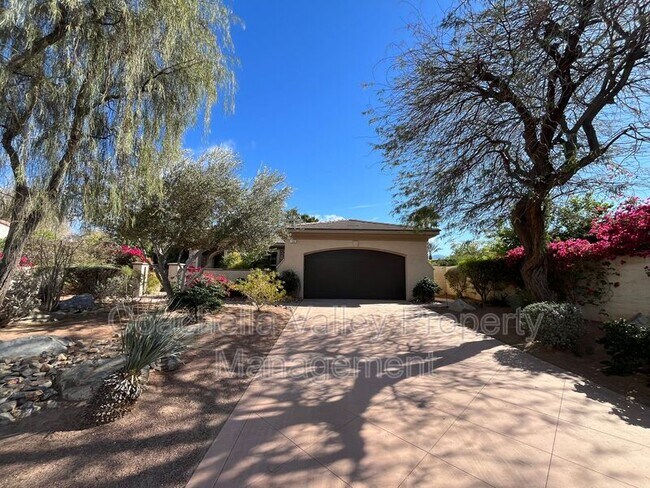 Building Photo - 135 Tesori Dr