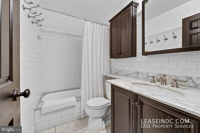 Building Photo - 2310 Ashmead Pl NW