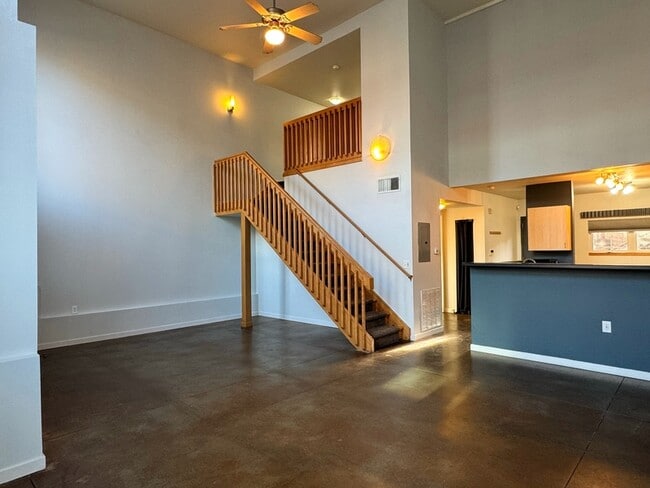 Building Photo - 2400 Welton St