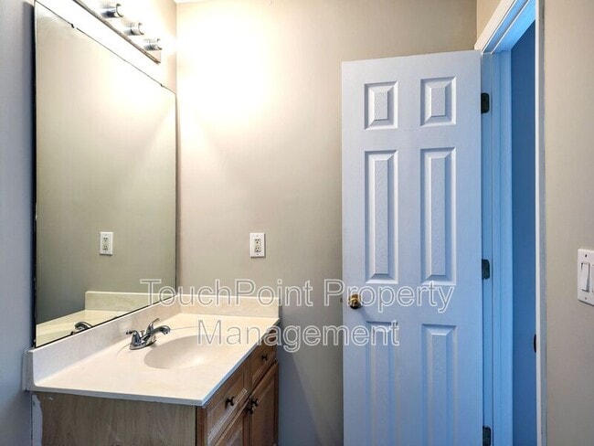 Building Photo - 4122 Melrose Club Dr