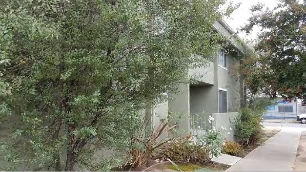 Building Photo - 500 S Inglewood Ave