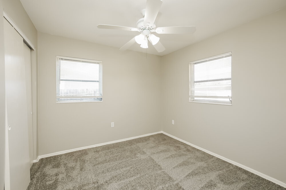 Building Photo - 8910 Cypress Lake Dr