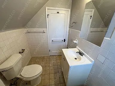 Building Photo - 539 Geneva Ave