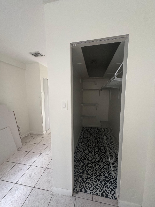 Building Photo - 1631 NW 114th St