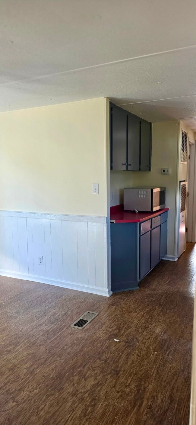 Building Photo - 658 Rices Creek Rd