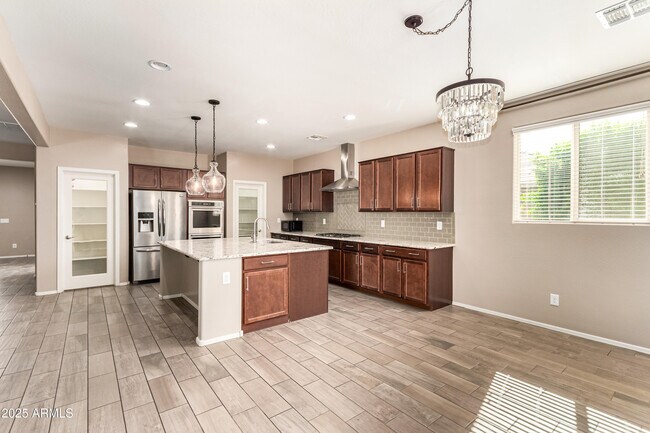 Building Photo - 9008 S 55th Dr