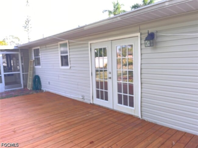 Building Photo - 507 SW 19th Ln