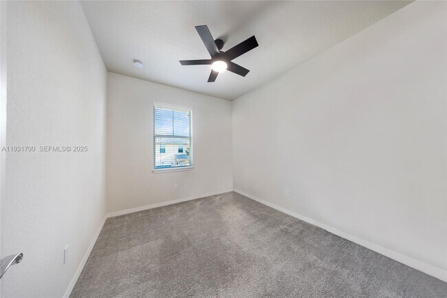 Building Photo - 5110 Eucalyptus Dr