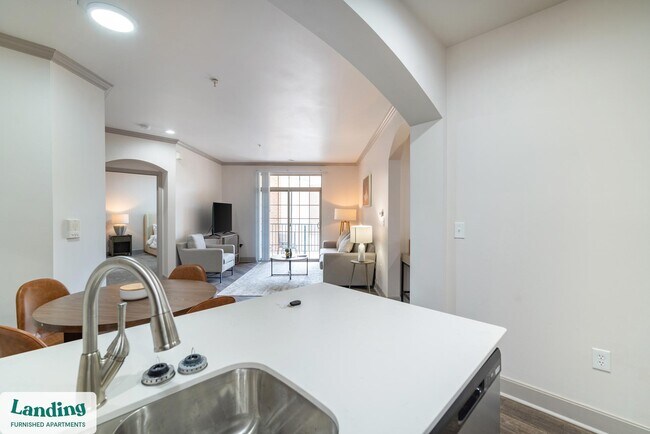 Building Photo - 3031 Eden Ave