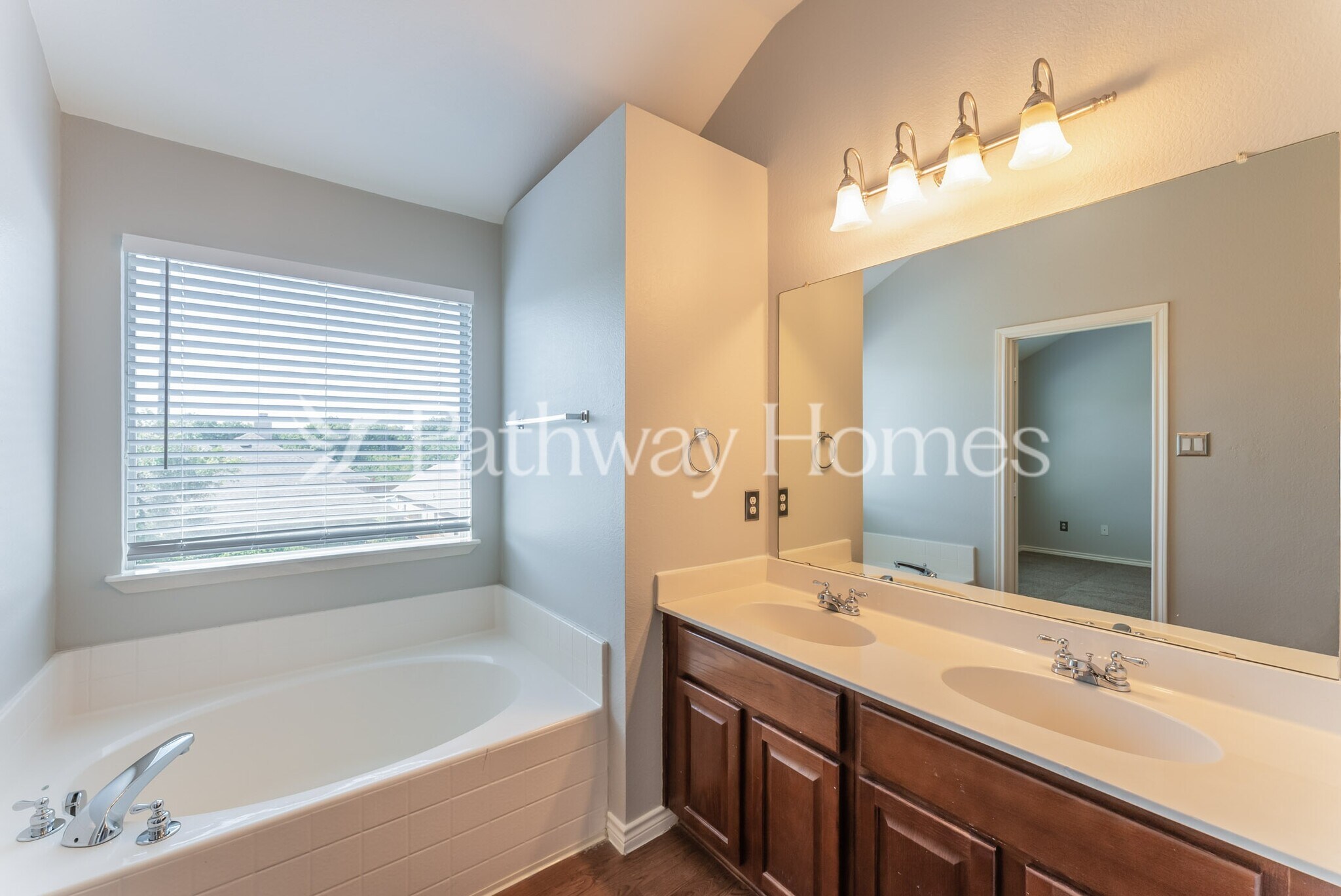 Building Photo - 212 Hereford Dr