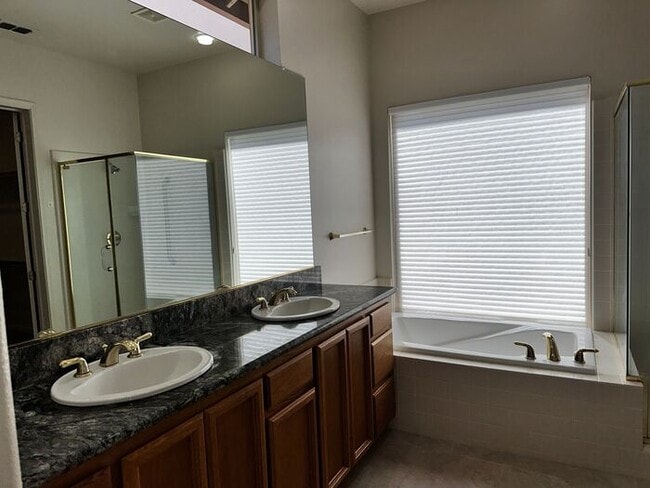 Building Photo - Spacious 3BR, 2BA with Solar and Modern Up...