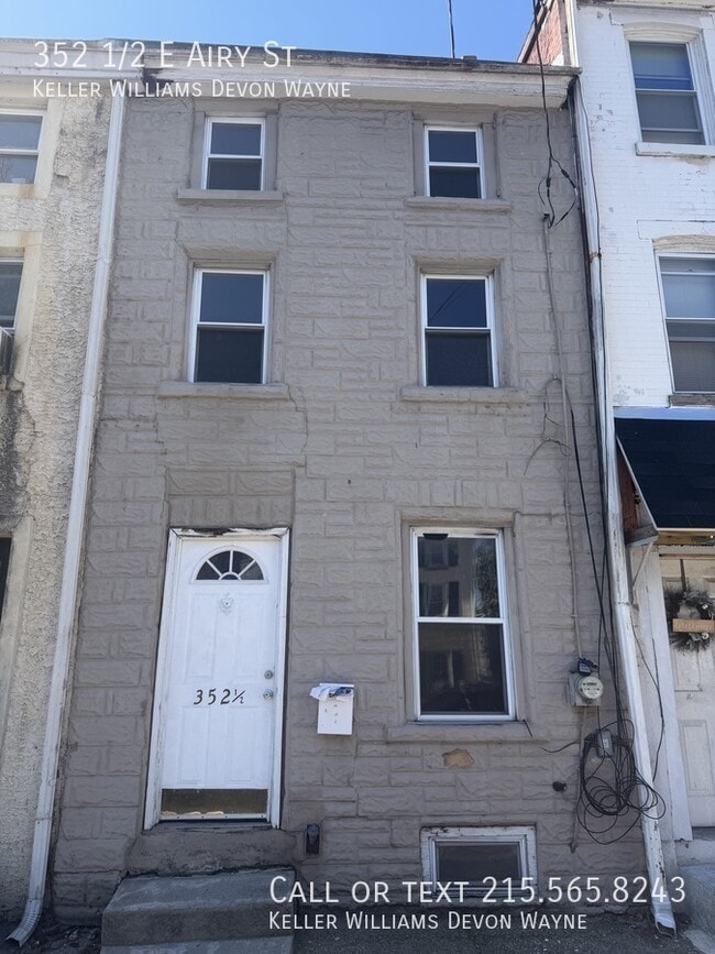 Building Photo - 352 1/2 E Airy St-