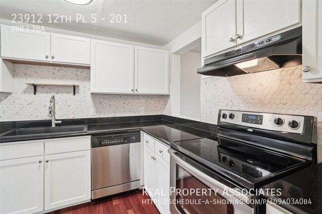 Building Photo - 23912 12th Pl S