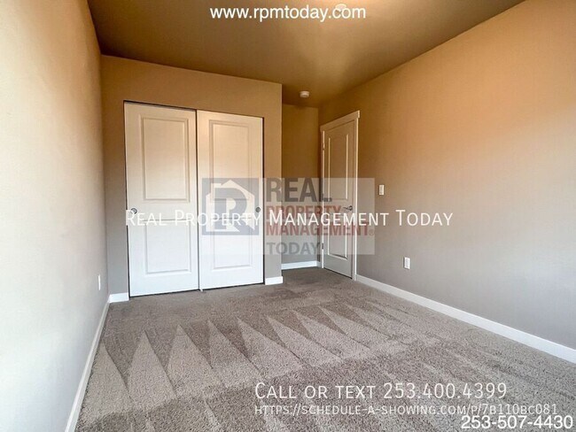 Building Photo - 1541 Amethyst St SE