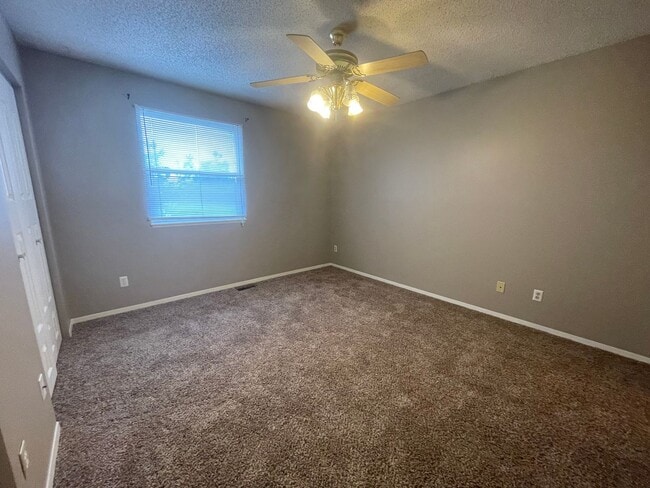 Building Photo - 2507 W 27th St