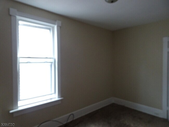 Building Photo - 59 Filmore St