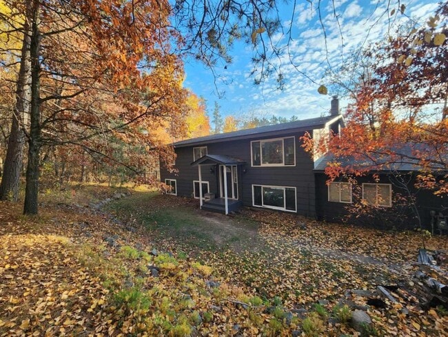 Building Photo - 25 Dodder Ln SW