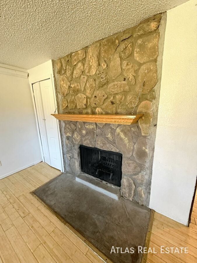 Building Photo - 218 W Rockrimmon Blvd