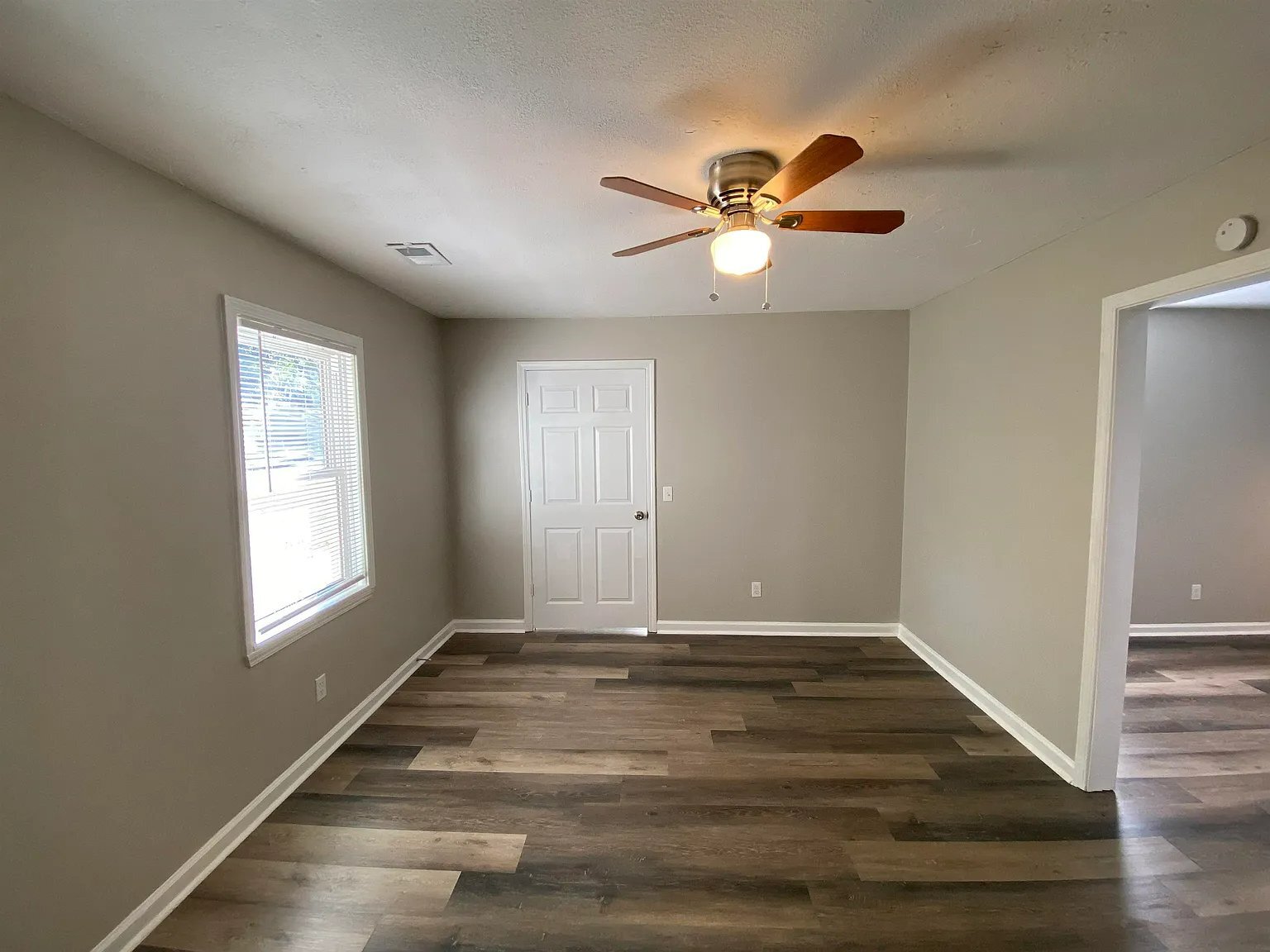 Building Photo - 108 Parkway Dr