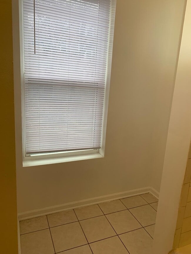 Building Photo - 4841 S Evans Ave